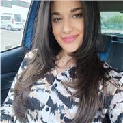 Insegnante di pedagogia, filosofia, sociologia, psicologia e antropologia, offre supporto, aiuto e sostegno compiti